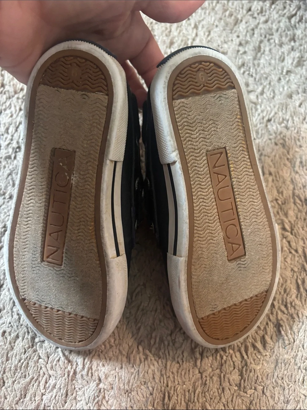 Nautica Vintage boys size 9 deck shoe